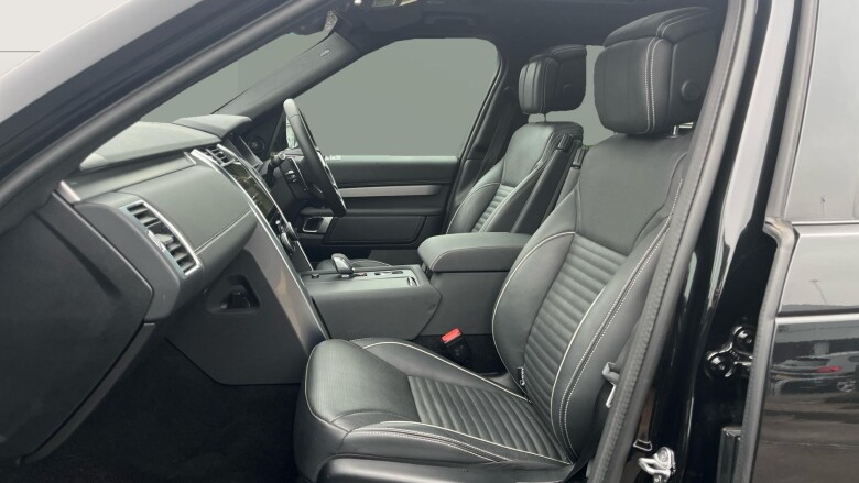 Land Rover Discovery 3.0 D300 R-Dynamic HSE 5dr Auto Diesel Station Wagon